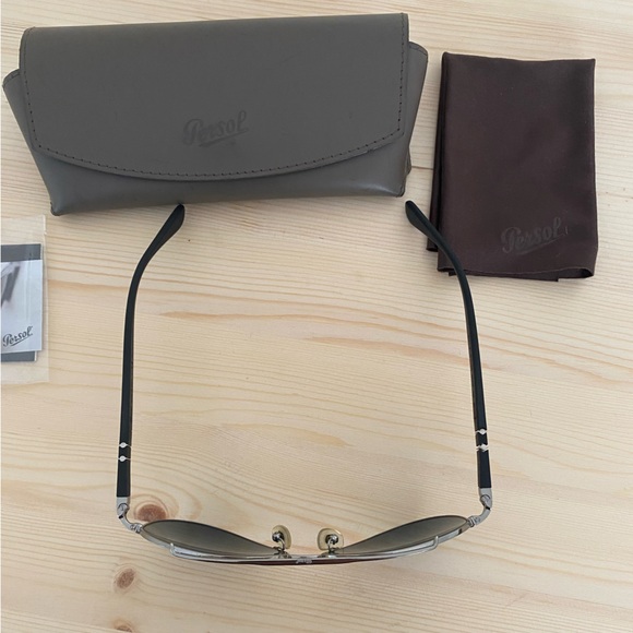 Persol Aviator sunglasses with glass lenses - Picture 3 of 8